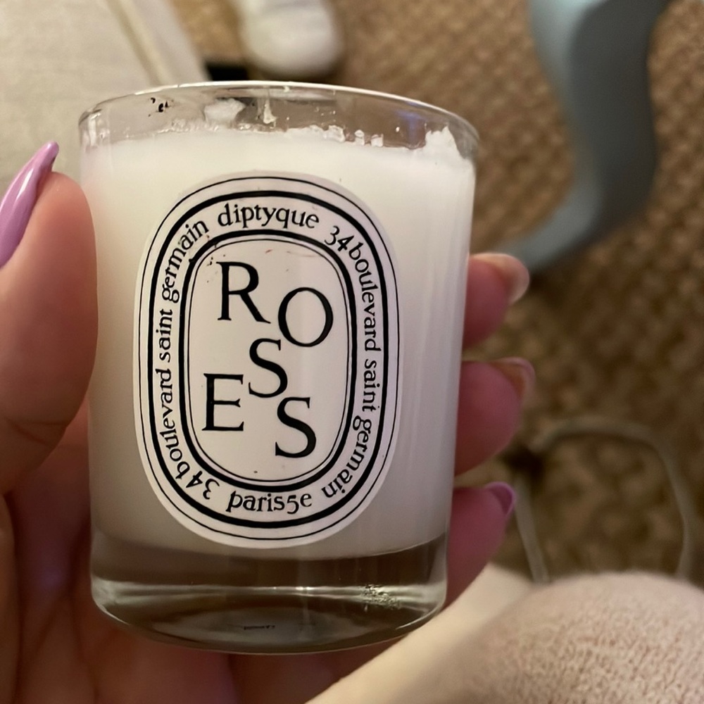 DIPTYQUE Roses candle 2.4oz